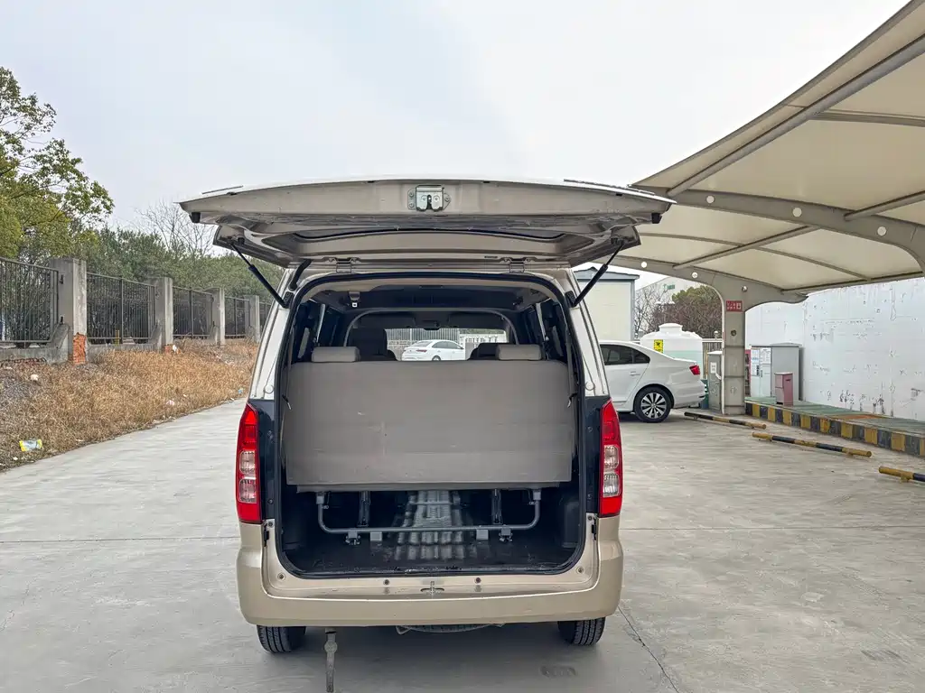 Wuling Hongguang V 2022 — фото 10