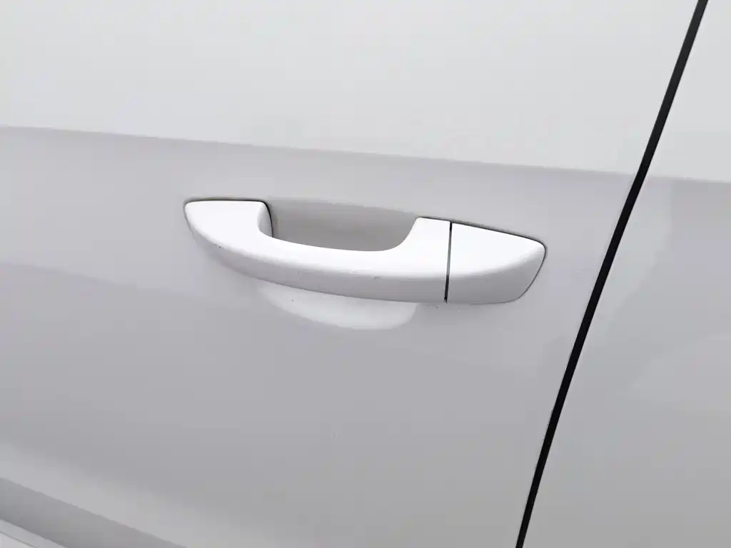 Volkswagen Lavida 2016 — фото 18