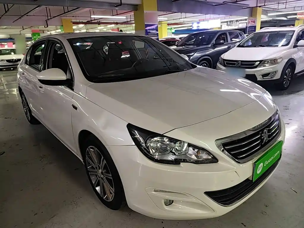 Peugeot 408 2016