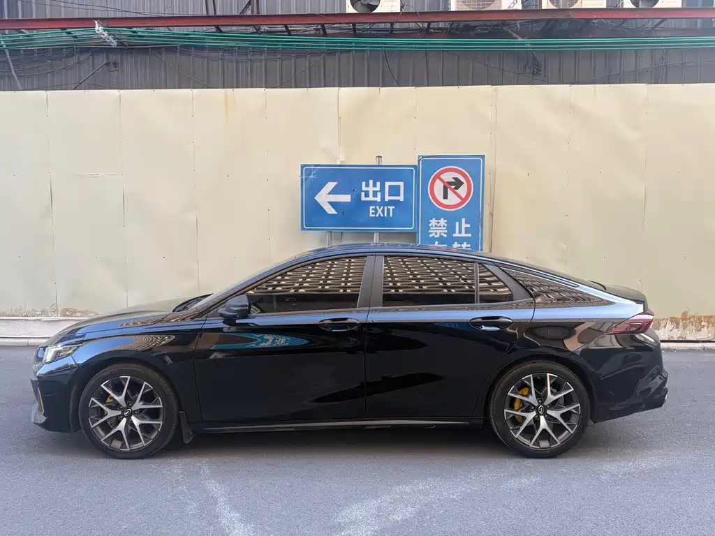GAC Motor Shadow Leopard 2021 — фото 3