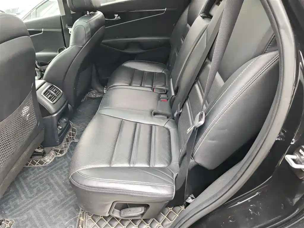 Kia Sorento 2016 — фото 17