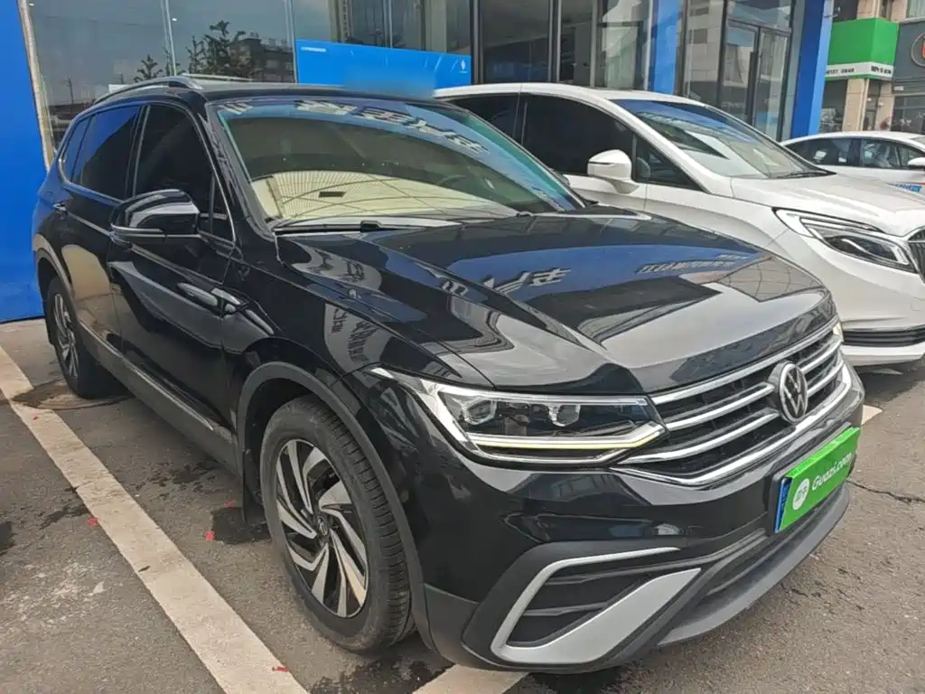 Volkswagen Tiguan L 2022
