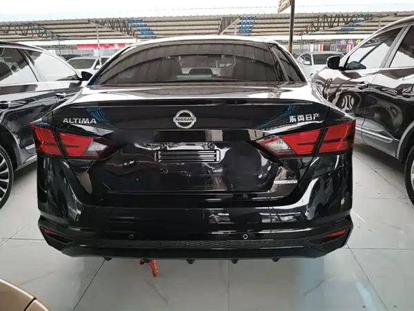 Nissan Teana 2021