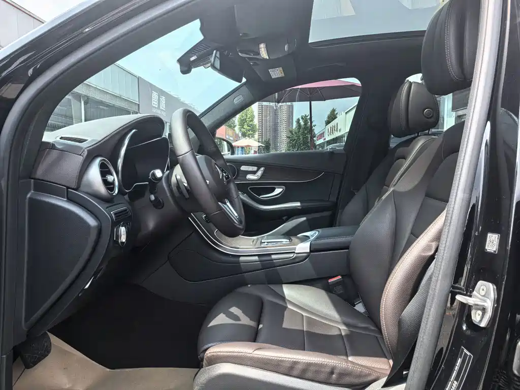 Mercedes-Benz GLC 2023 — фото 13