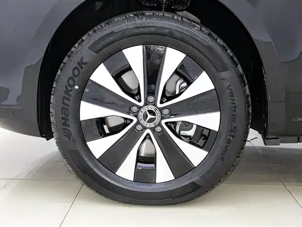 Mercedes-Benz Vito 2023