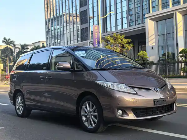 Toyota Previa 2012