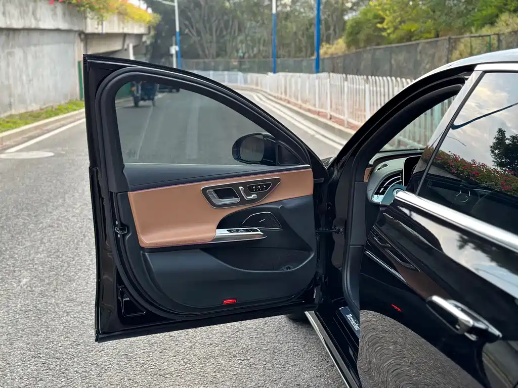 Mercedes-Benz E-Class New Energy 2025 — фото 5