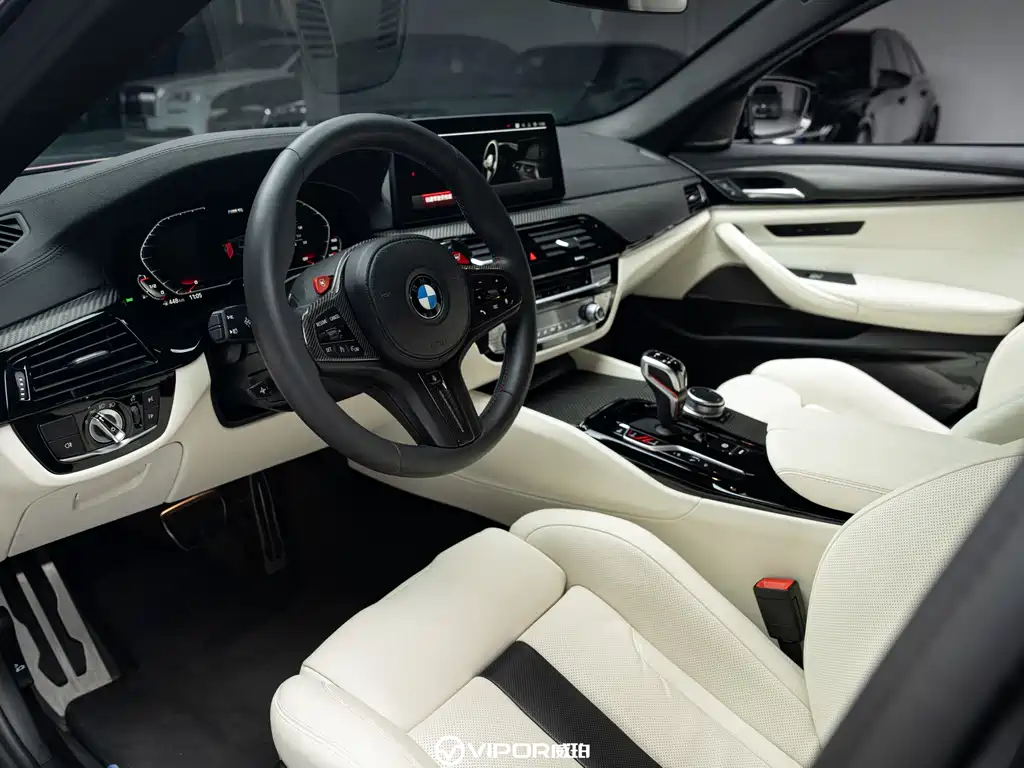 BMW M5 2021