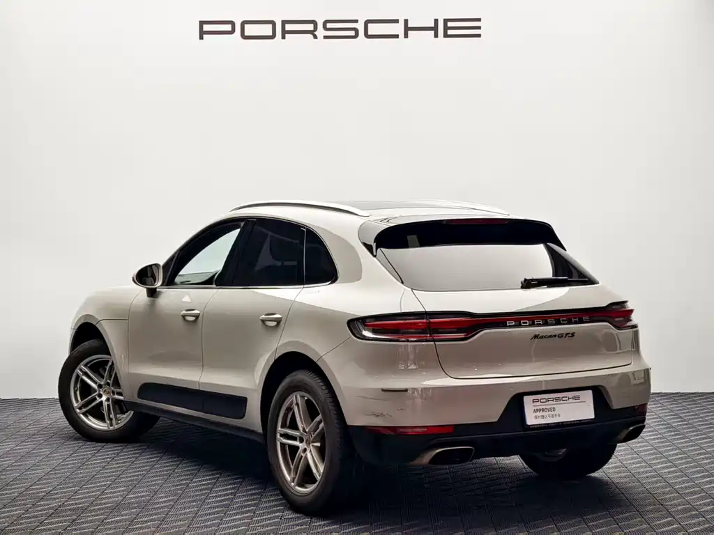 Porsche Macan 2019 — фото 6