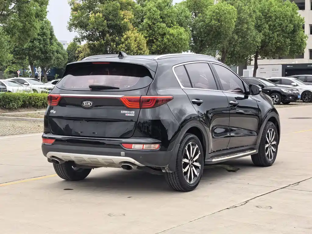 Kia KX5 2017 — фото 11