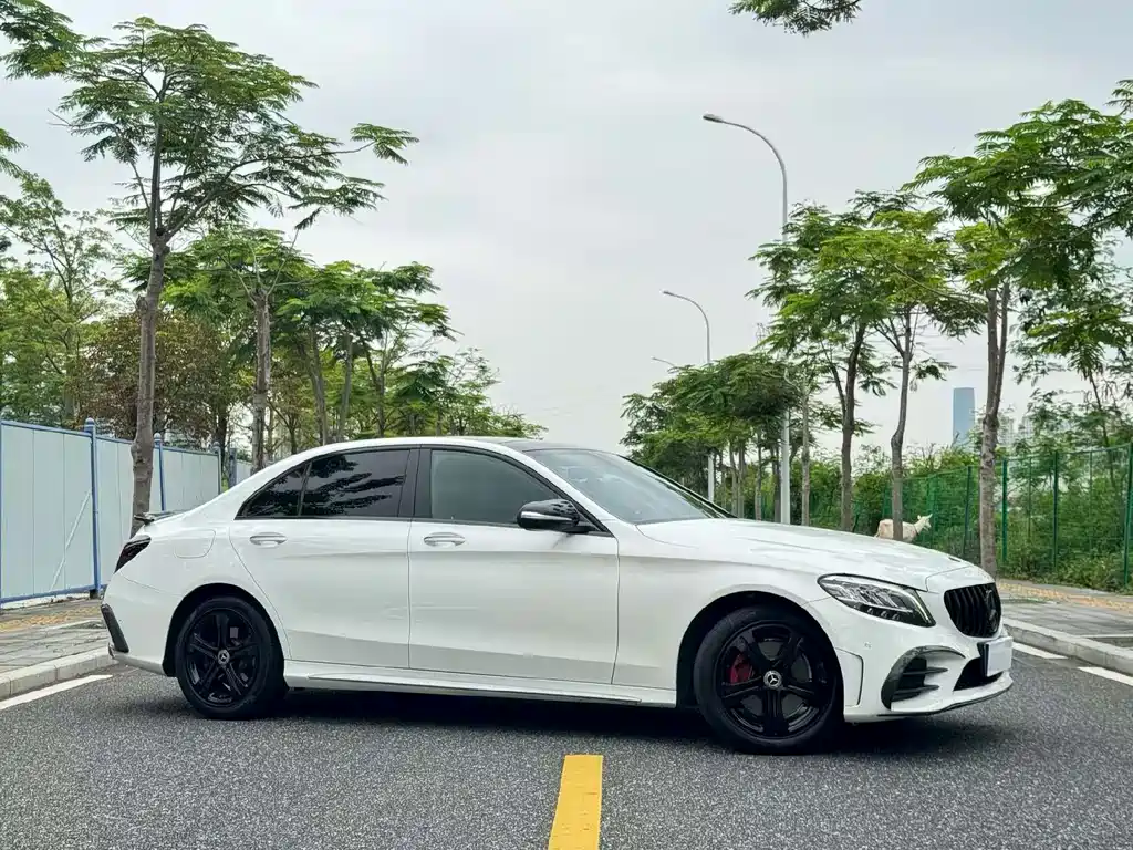 Mercedes-Benz C-Class 2019 — фото 3