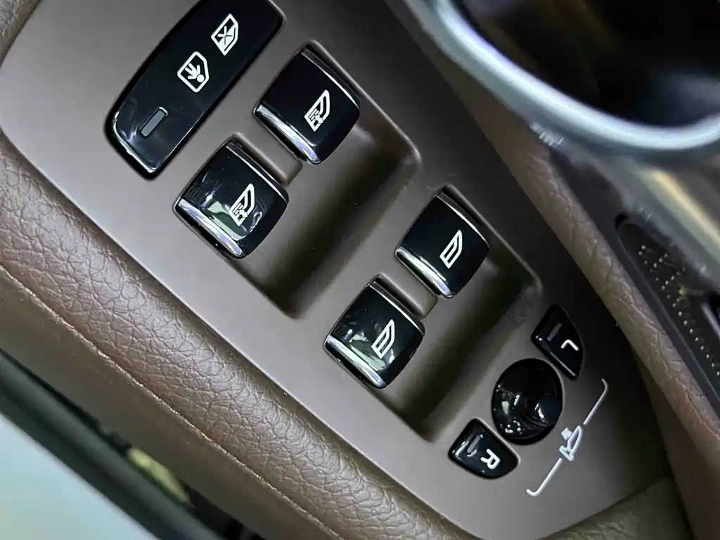 Volvo S90 2021 — фото 10