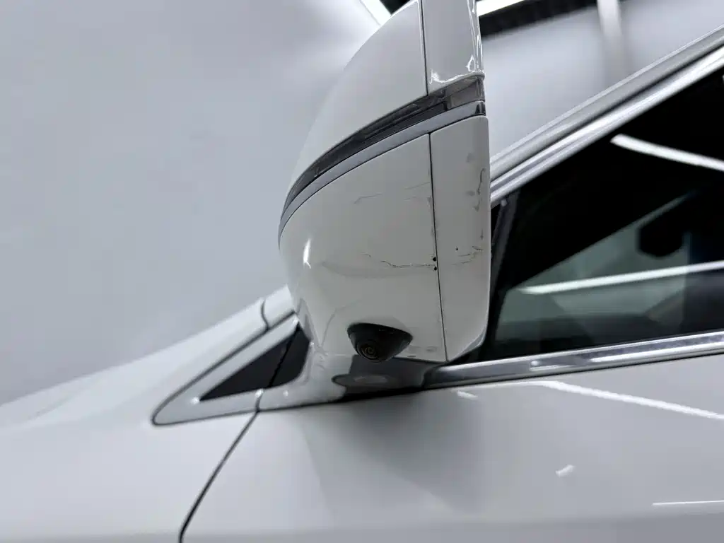 Cadillac XTS 2019 — фото 16