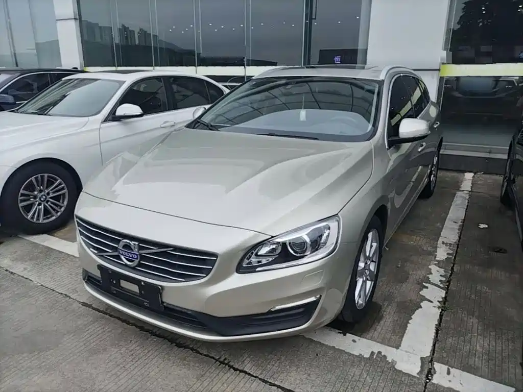 Volvo V60 2017