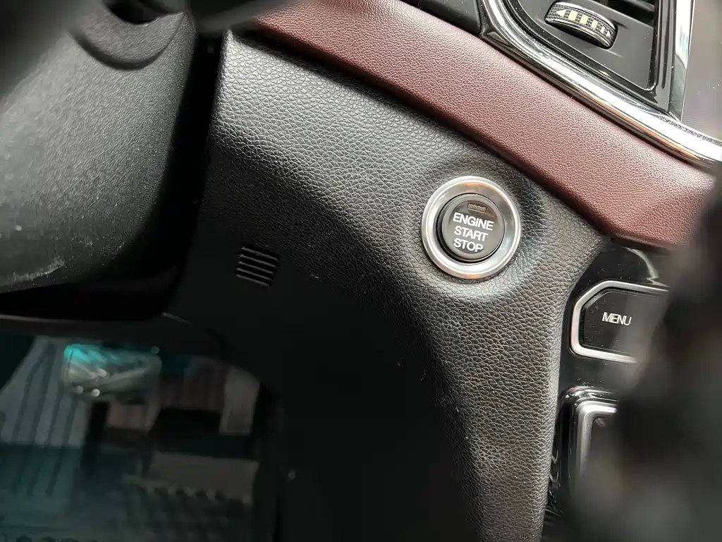 GAC Motor Trumpchi GS8 2018 — фото 25