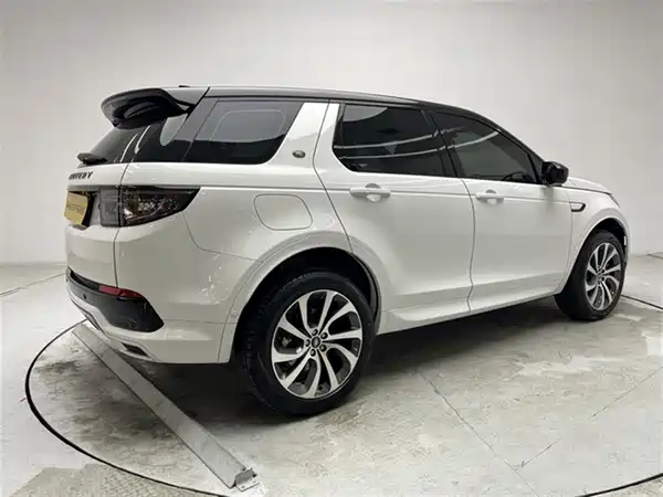 Land Rover Discovery Sport 2023