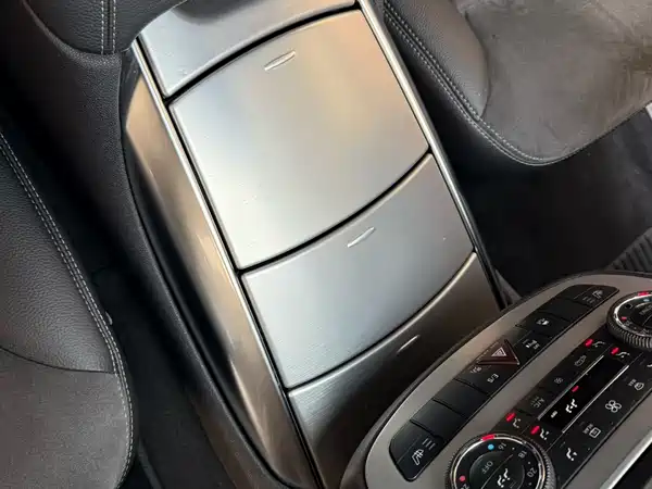Mercedes-Benz R-Class 2014