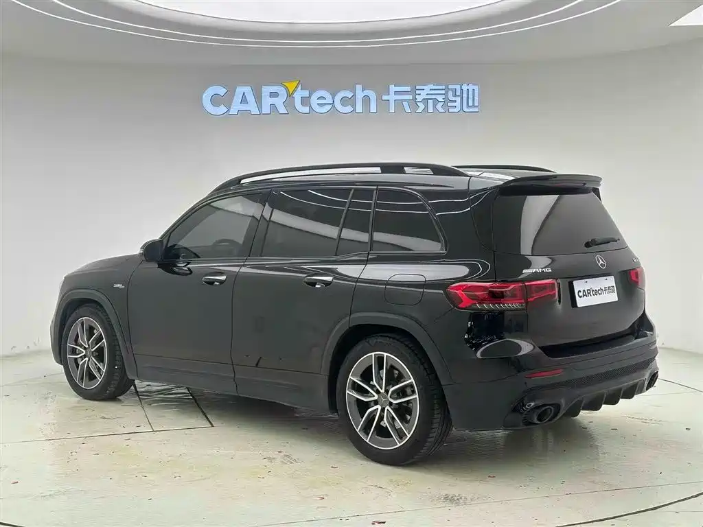 Mercedes-Benz GLB AMG 2023 — фото 6