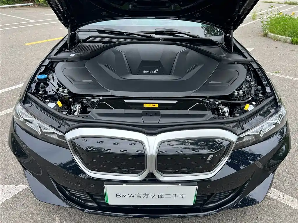 BMW i3 2024 — фото 13