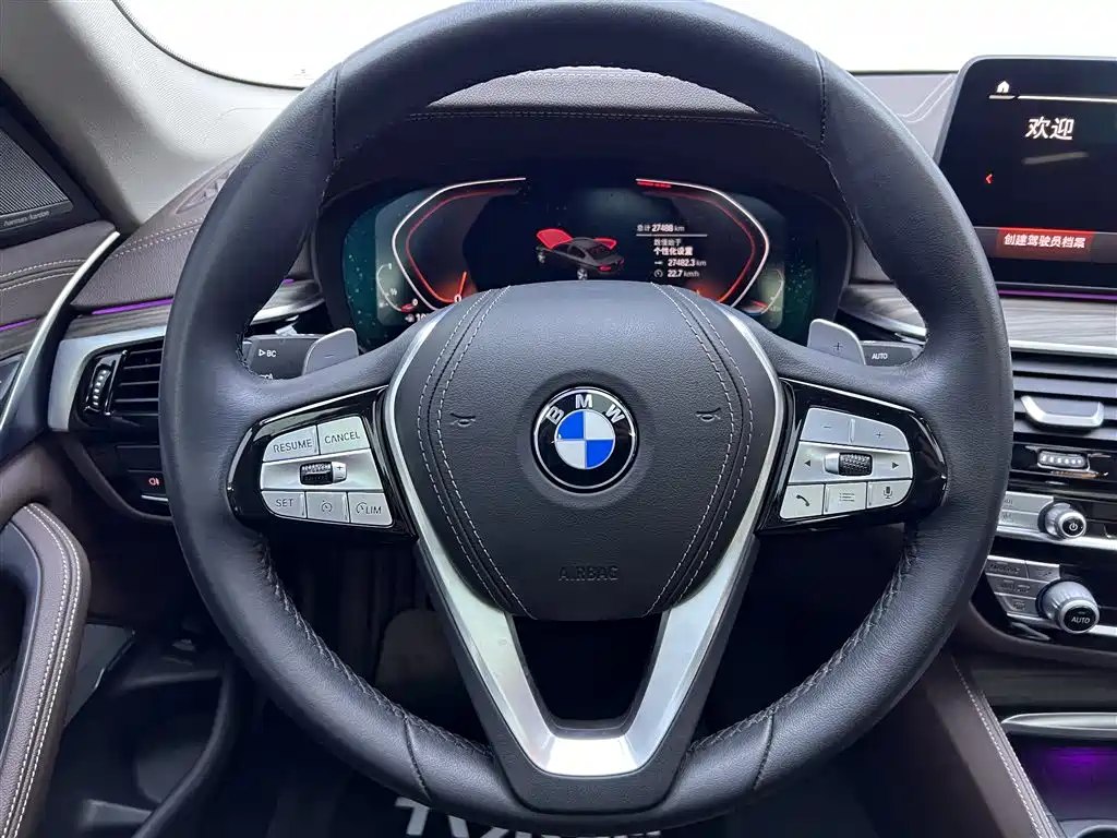 BMW 5 Series 2022 — фото 15