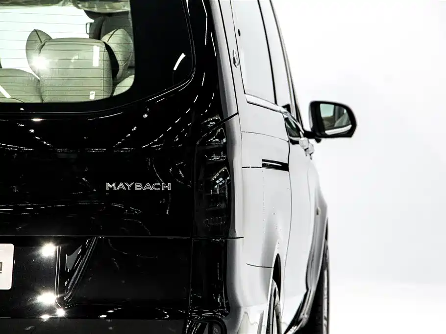 Mercedes-Benz Vito 2023 — фото 8