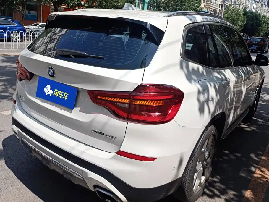 BMW X3 2021