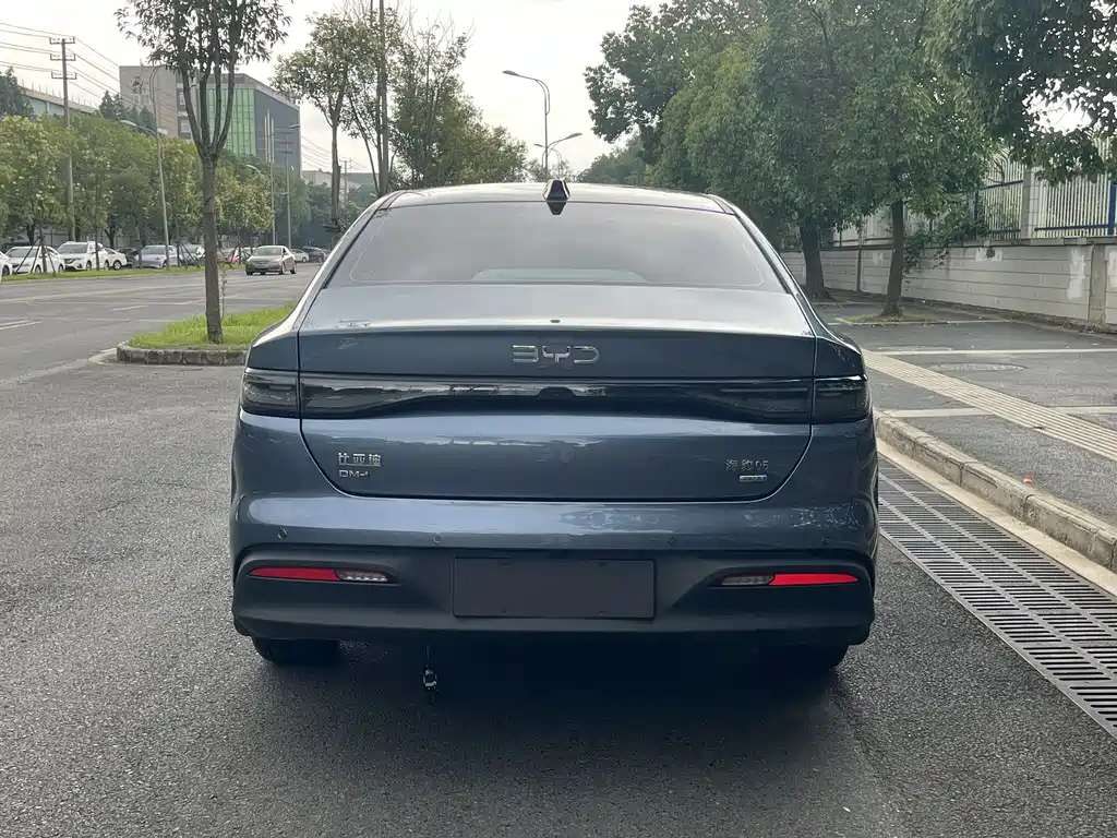 BYD Seal 05 DM-i 2025 — фото 7