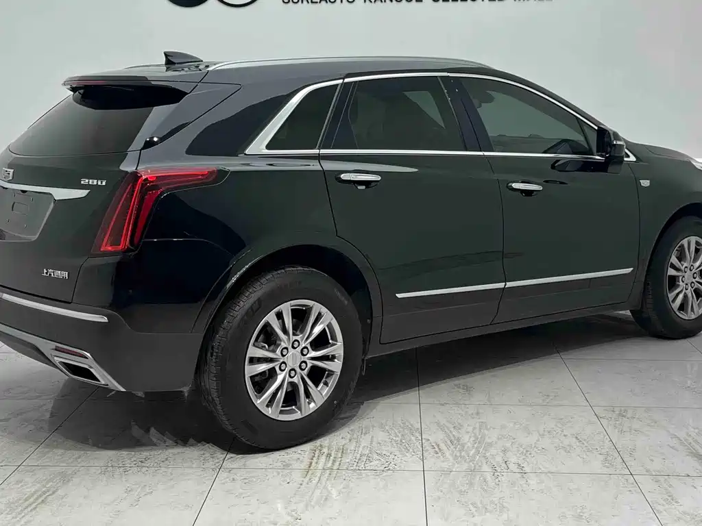 Cadillac XT5 2021 — фото 3