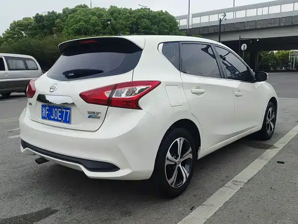 Nissan Tiida 2016