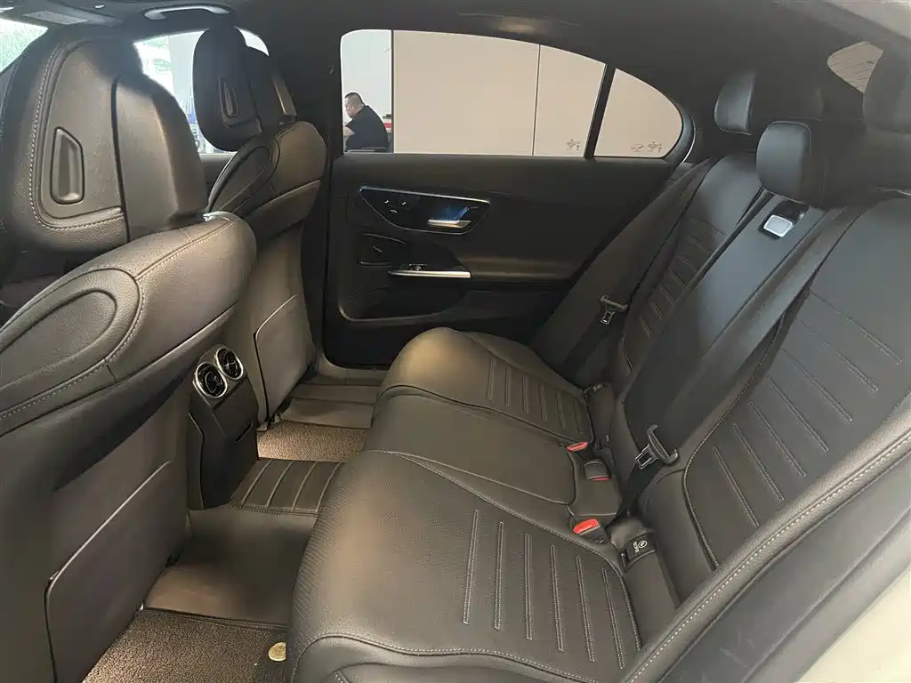 Mercedes-Benz C-Class New Energy 2023 — фото 18