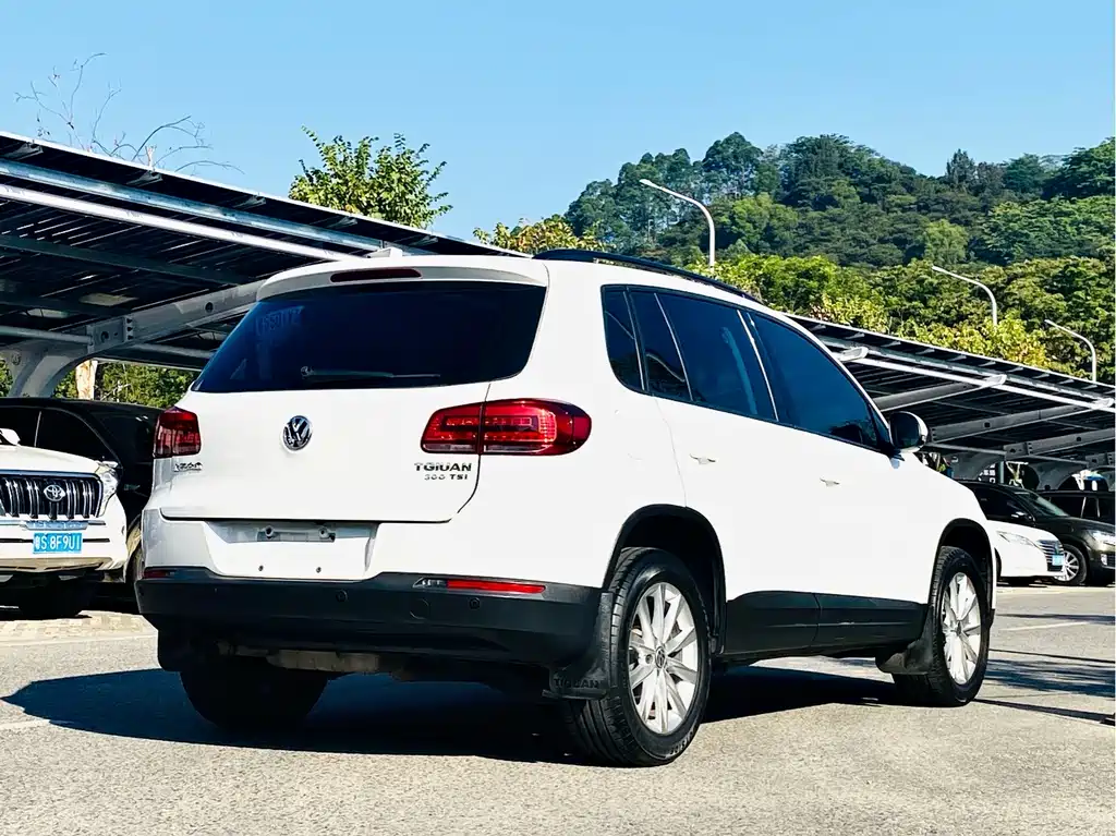 Volkswagen Tiguan 2017 — фото 7