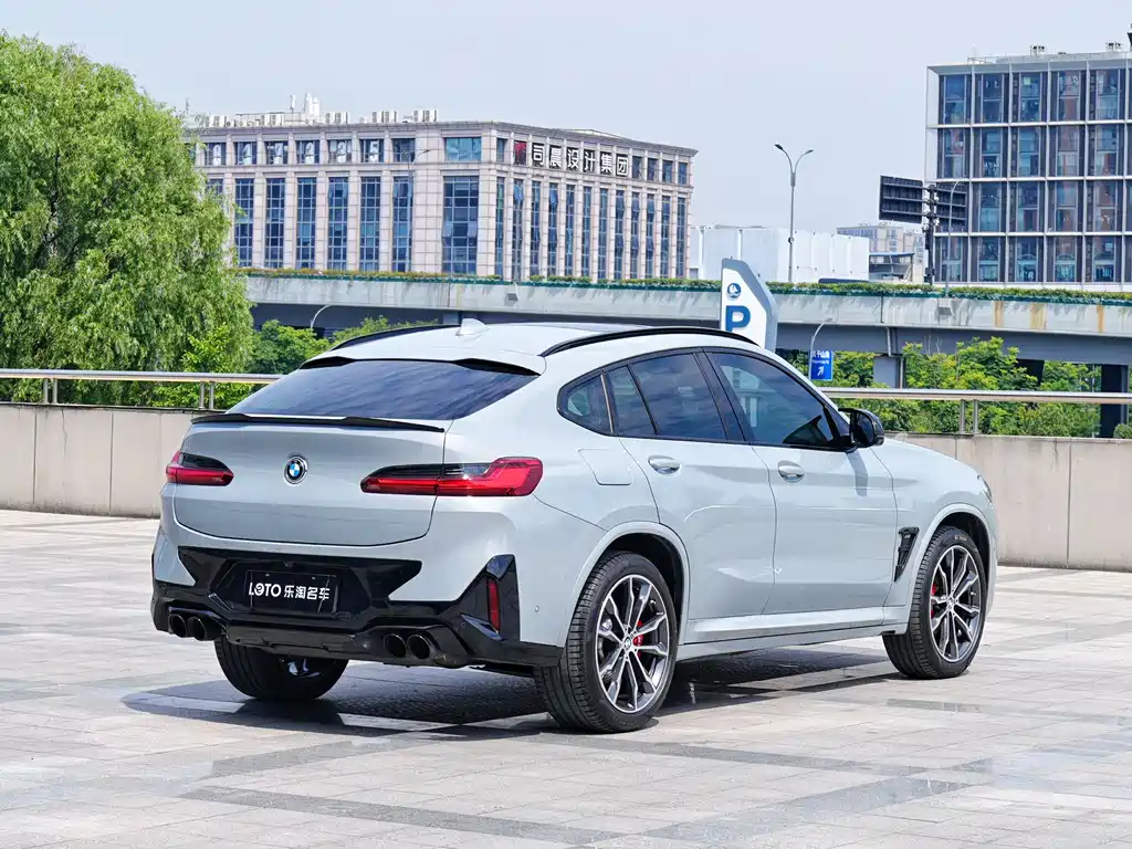 BMW X4 2022 — фото 4