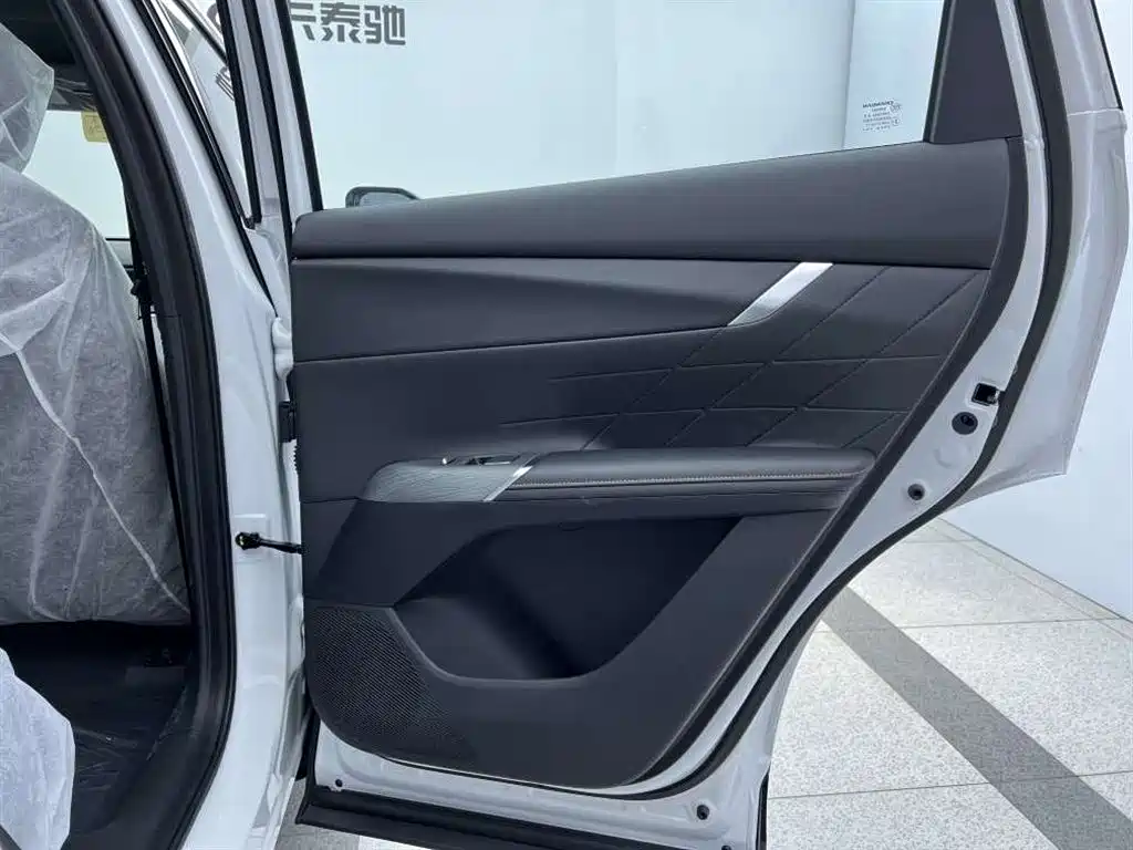 Changan CS75 PLUS — фото 23