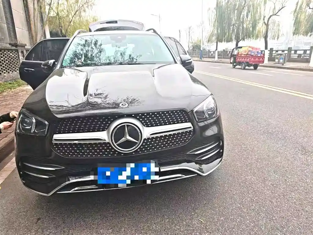 Mercedes-Benz GLE 2023 — фото 3