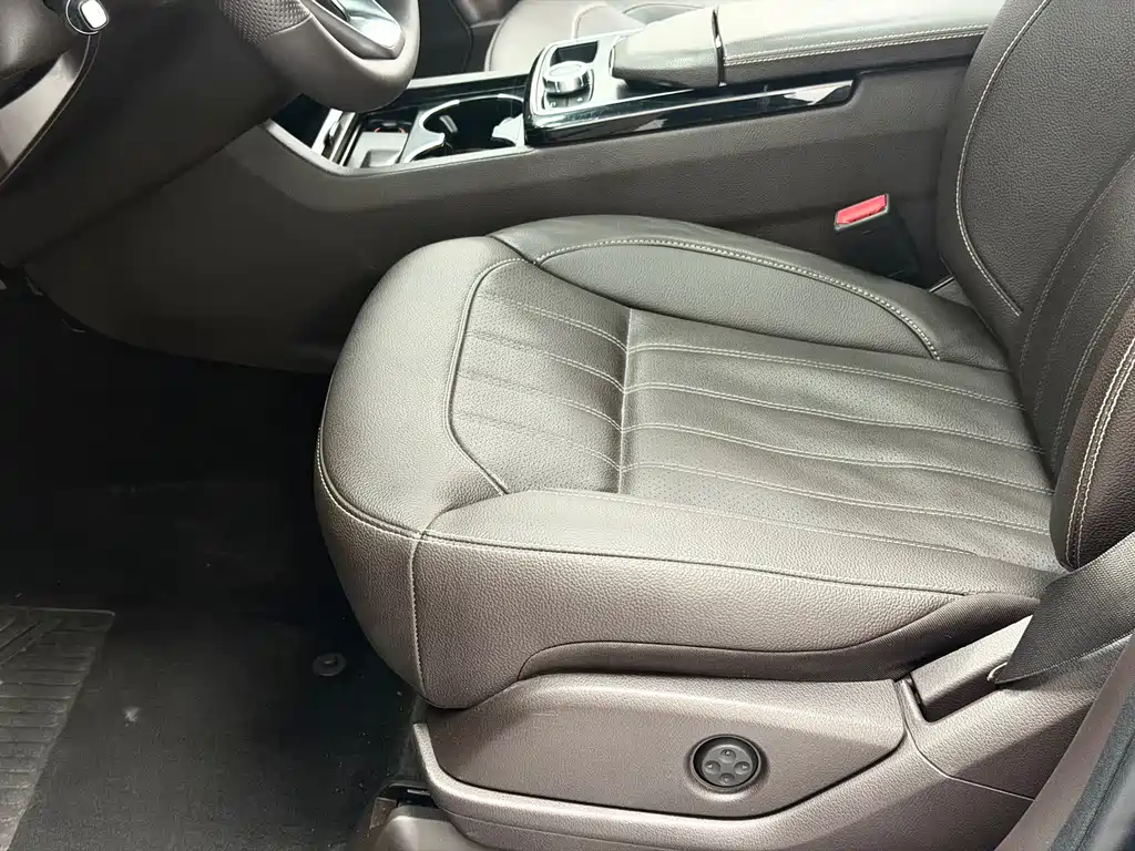 Mercedes-Benz GLE 2017 — фото 16