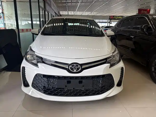Toyota Vios FS 2022