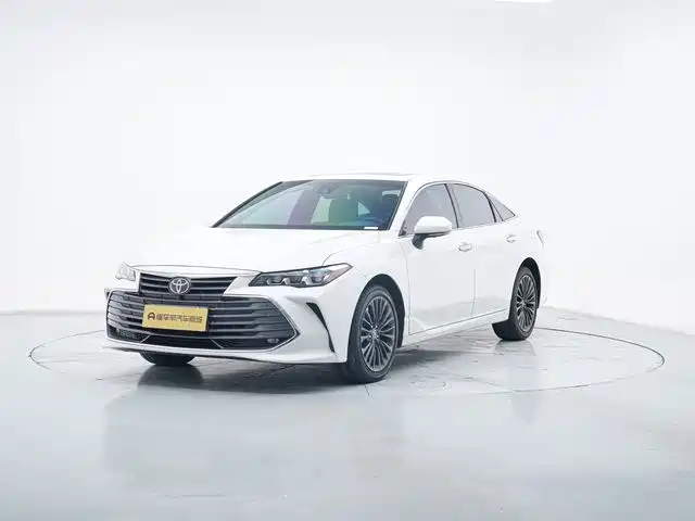 Toyota Avalon 2021 — фото 1
