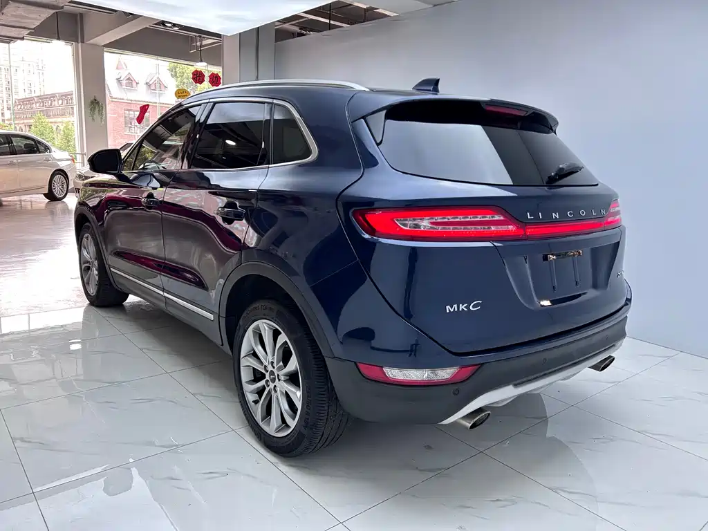 Lincoln MKC 2017 — фото 5