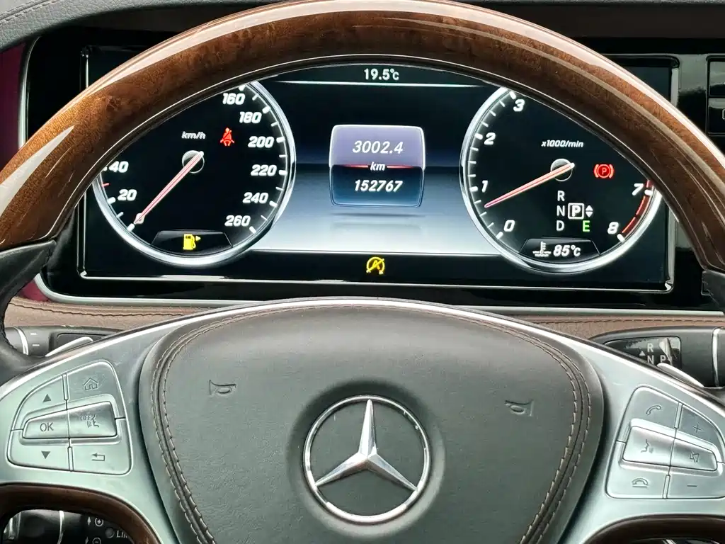 Mercedes-Benz S-Class 2017 — фото 17