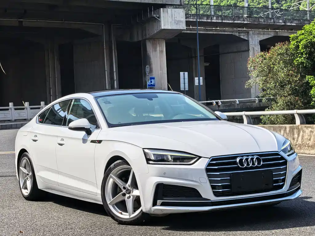 Audi A5 2018 — фото 1