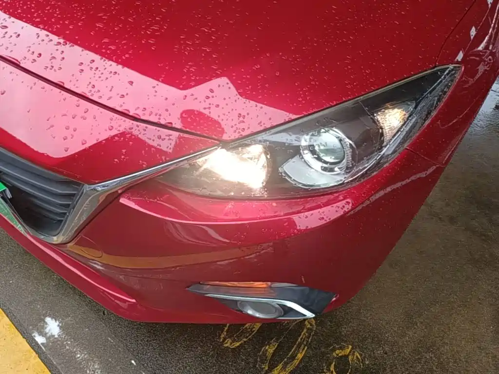 Mazda 3 Axela 2015 — фото 24