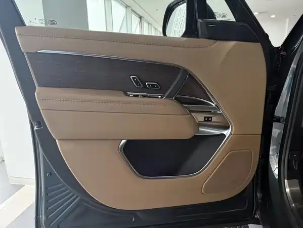 Land Rover Range Rover 2024