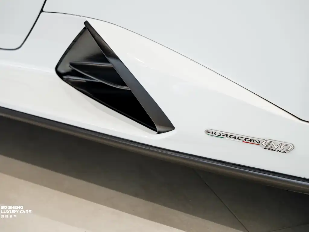 Lamborghini Huracán 2021 — фото 22