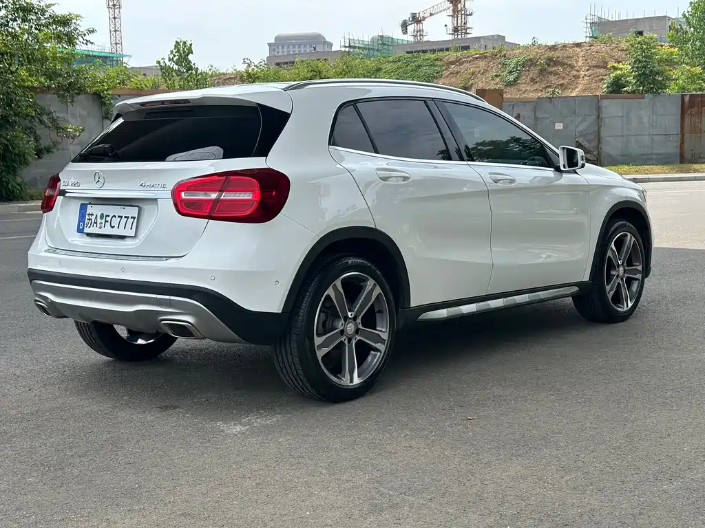 Mercedes-Benz GLA 2015 — фото 22