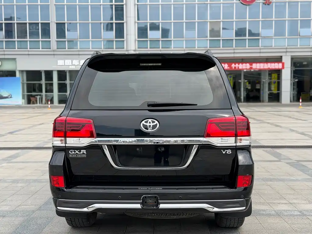 Toyota Land Cruiser 2018 — фото 14