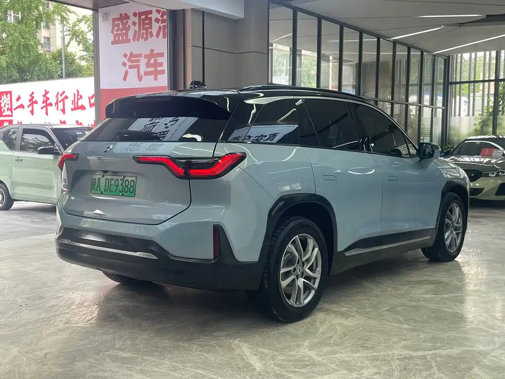 NIO ES6 2021