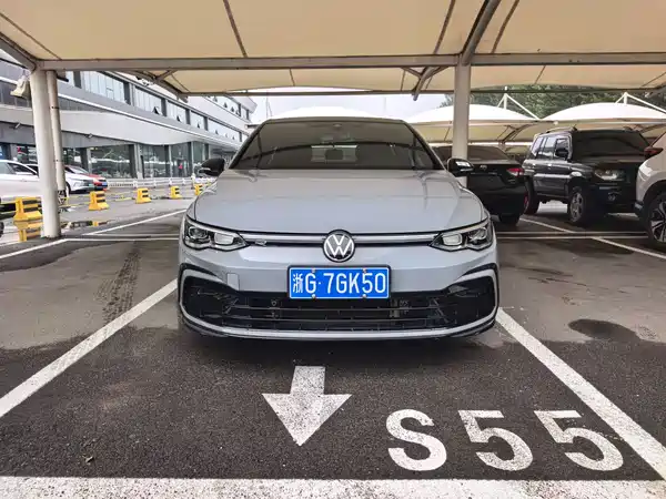 Volkswagen Golf 2022