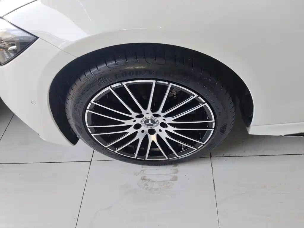 Mercedes-Benz C-Class 2023 — фото 25