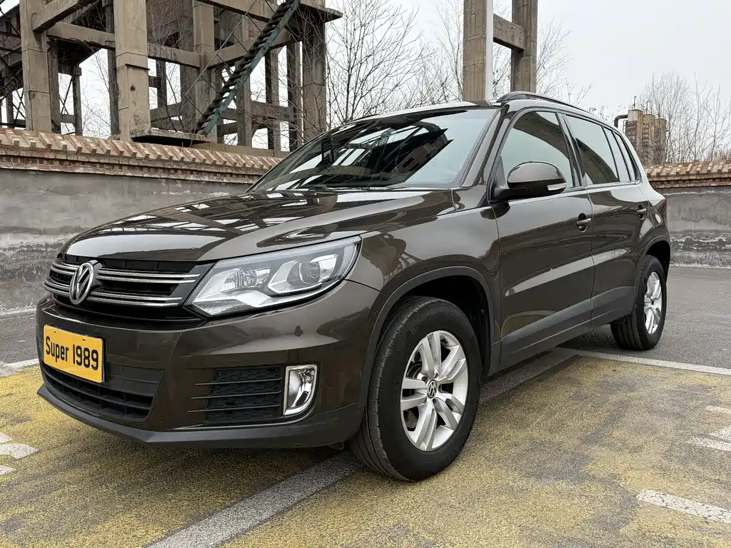 Volkswagen Tiguan 2016 — фото 1