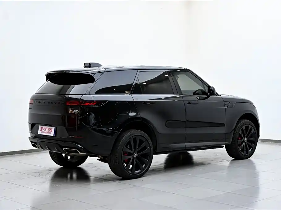 Land Rover Range Rover Sport 2025 — фото 7